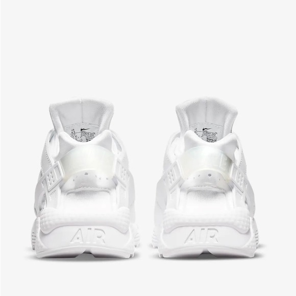 NIB 👟✨Nike Air Huarache Sneaker Run Triple White Pure Platinum Size 6.5 Retro - Picture 3 of 9